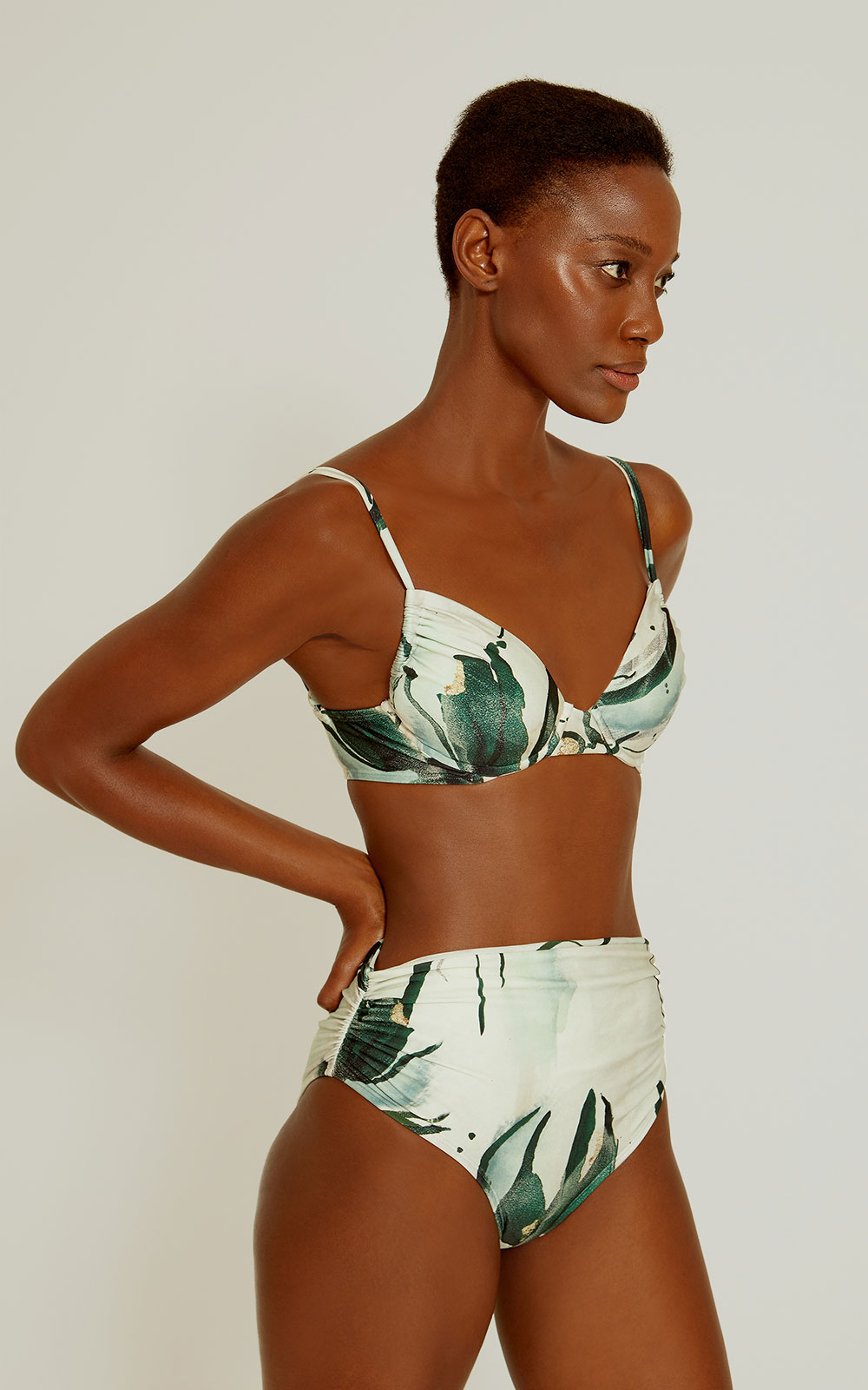 Zaire Herta Ruched Hw Bikini