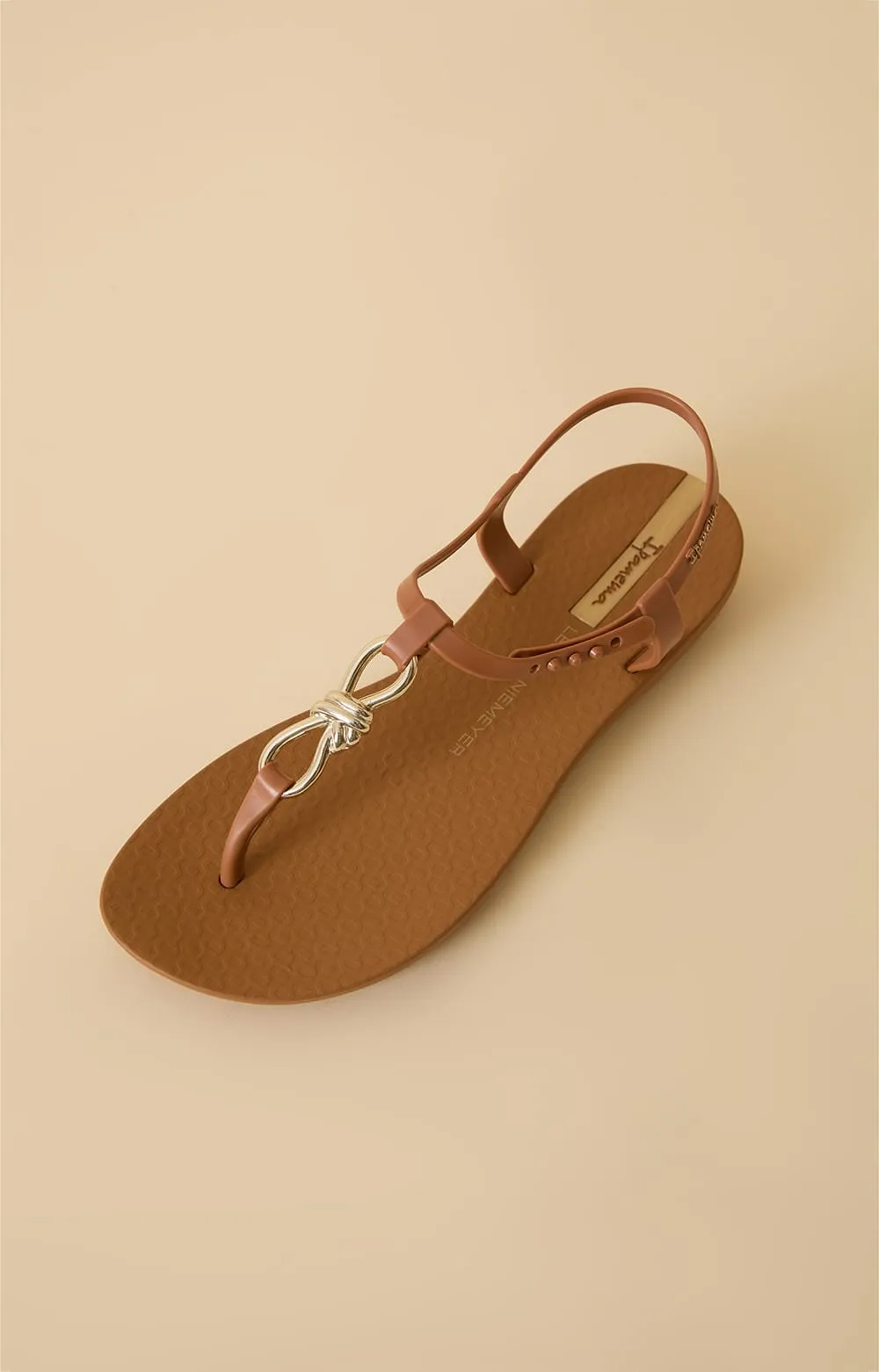 CARAMEL KNOT SANDALS