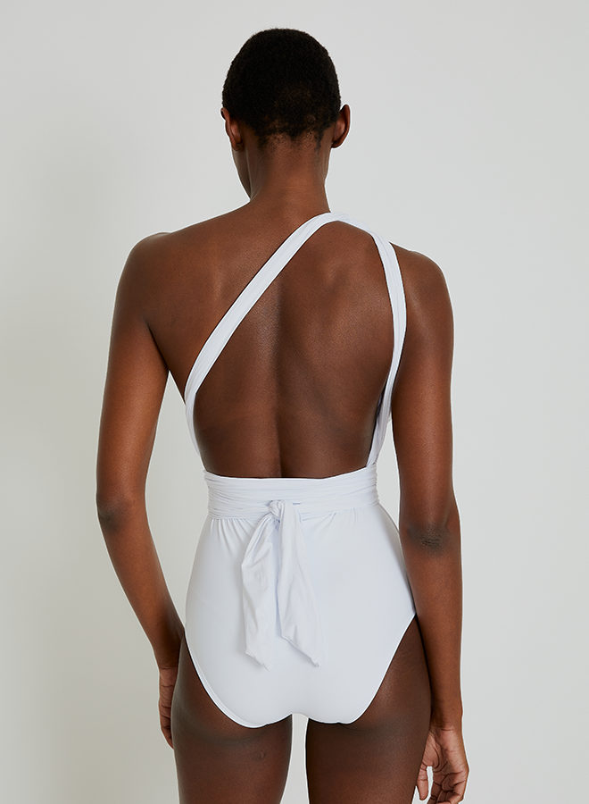White Chic Maillot