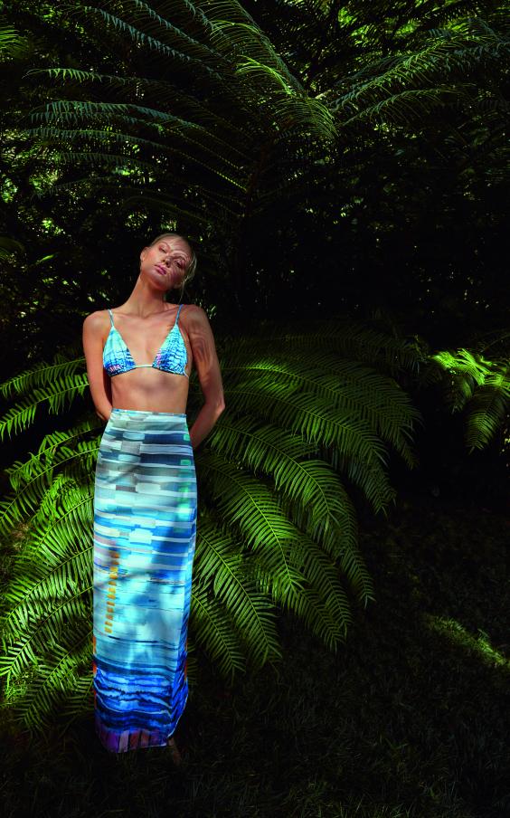 Bonito Knot Touch Sarong 